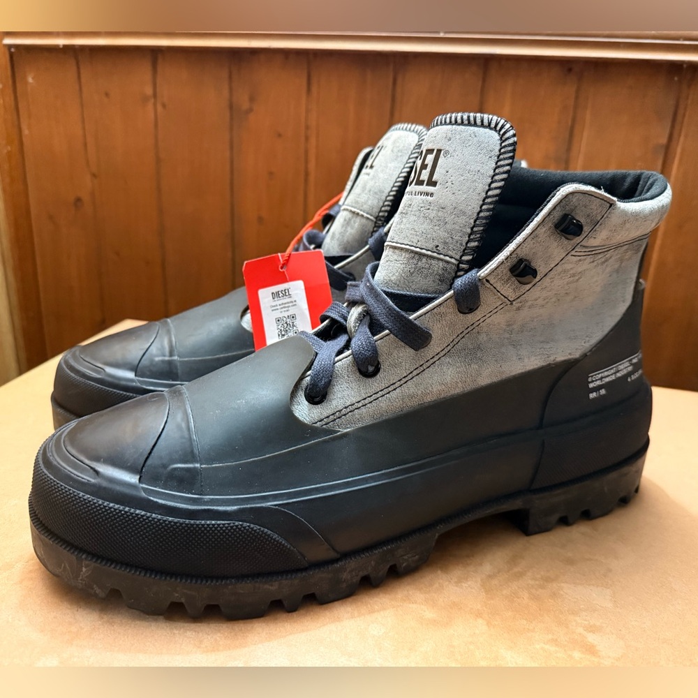 DIESEL Men's D-HIKO BT X ( brand new)